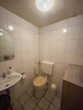 14 Gäste WC - 