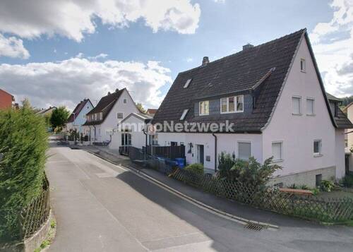 dji_fly_20240929_133820_443_1727871731762_photo - Schickes Haus mit großem Garten und vielseitiger Gewerbehalle