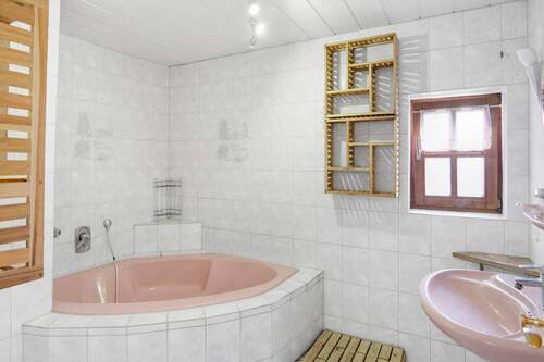 Badezimmer Erdgeschoss - 