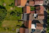 Luftansicht - 1 Zimmer Mehrfamilienhaus, Wohnhaus zum Kaufen in Karlsruhe - Palmbach