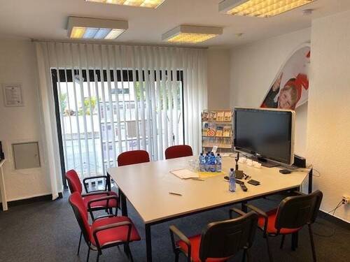 product3 - 1 Zimmer Büro in Adelsdorf