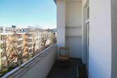 Geräumiger Balkon - 2 Zimmer Etagenwohnung in Berlin