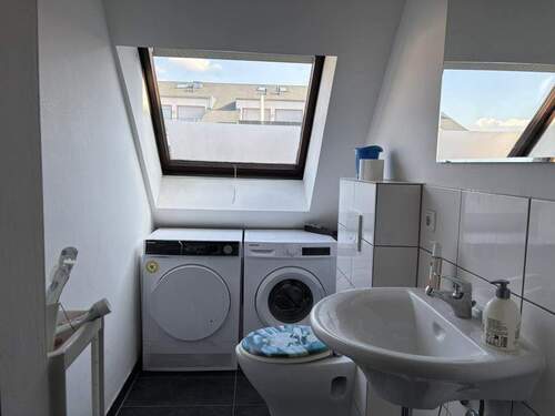 Waschen/Trocknen mit WC - 