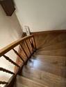 großzügige Holztreppe - 