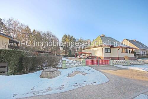 Hausansicht - Einfamilienhaus in Kemberg OT Schleesen - direkt am Waldrand