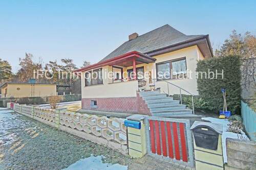 Hausansicht - 5 Zimmer Einfamilienhaus zum Kaufen in Kemberg