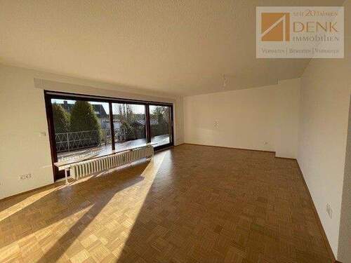 Wohnbereich, Bild 1 - 5 Zimmer Etagenwohnung zur Miete in Buchbrunn