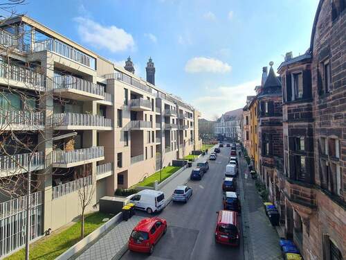 Bild 1 - PKW-Stellplatz in Neubau, zentrale Lage mit Wallbox-Vorbereitung und Photovoltaik-Unterstützung