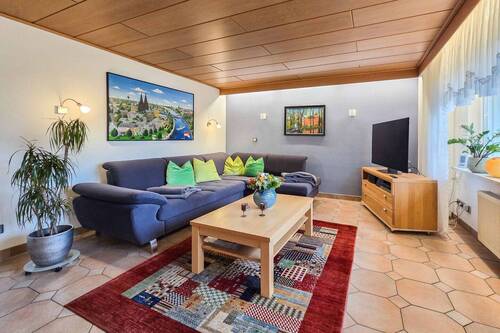 Wohnzimmer Obergeschoss - 8 Zimmer Mehrfamilienhaus, Wohnhaus in Troisdorf