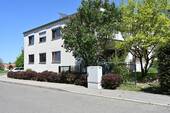 Aussenbild - Ruhig am Ortrand von Fellbach-Schmiden gelegenes 2-Familienhaus mit ELW
