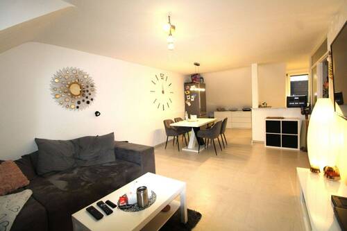 Wohnzimmer01 Oppau - Gepflegte 2-Zimmer-Wohnung in Lu-Oppau