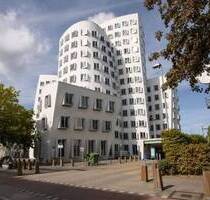 Voll ausgestatteter privater Büroraum für Sie und Ihr Team in Regus Dusseldorf, Neuer Zollhof - Düsseldorf Hafen