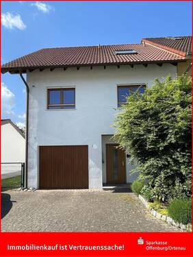Eingangsbereich - Sasbach - Doppelhaushälfte mit Charme und Wohlfühlgarten!