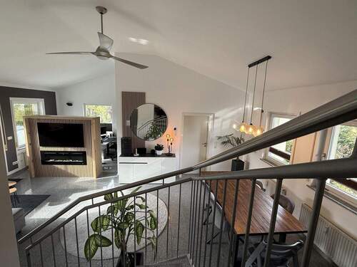 1 OG - Wohnzimmer I - 8 Zimmer Mehrfamilienhaus, Wohnhaus in Mommenheim