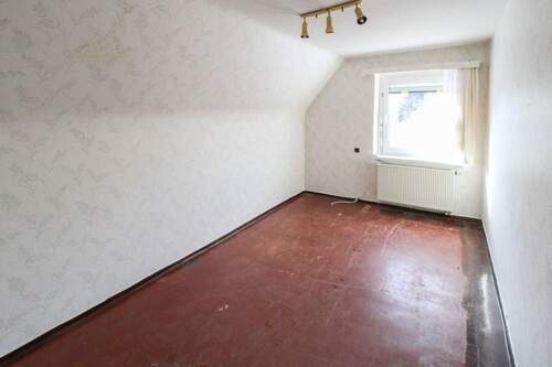 Schlafzimmer 2 - Doppelhaushälfte mit 95,60 m&sup2; in Bernau bei Berlin zum Kaufen