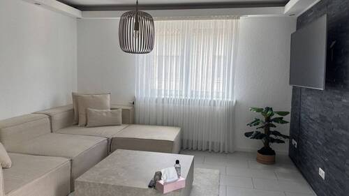 tempImageMrKM1N.jpg - 