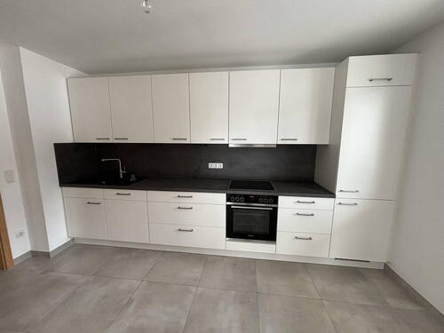 Einbauküche mit Spülmaschine - Etagenwohnung mit 115,00 m&sup2; in Markt Schwaben zur Miete