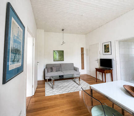Wohn-/Essbereich Ansicht III - 2 Zimmer Etagenwohnung in Frankfurt am Main