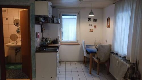 1-Zi. Whg. Küchenzeile - Mehrfamilienhaus, Wohnhaus mit 200,00 m² in Frickenhausen zum Kaufen