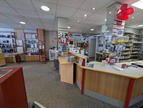 Bild 3 - 3 Zimmer Gewerbeobjekt (Büro, Produktion, Verkauf) in Remshalden