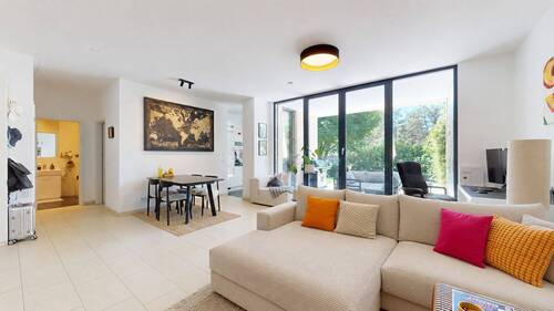 Wohnbereich Ansicht II - 2 Zimmer Etagenwohnung zum Kaufen in Frankfurt am Main