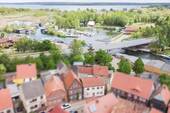 Luftbild mit Hafen - 7 Zimmer Mehrfamilienhaus, Wohnhaus in Plau am See