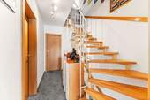 Flur / Treppe - 