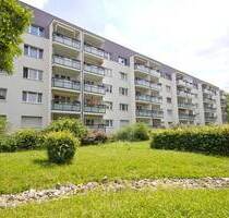In der Herrichtung! 2-Raumwohnung im schönen Süden mit Balkon! - Halle (Saale) Südstadt