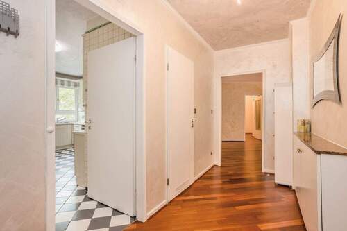 Eingangsbereich - 7 Zimmer Terrassenwohnung zum Kaufen in Berlin