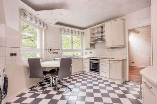 Küche - 7 Zimmer Terrassenwohnung in Berlin