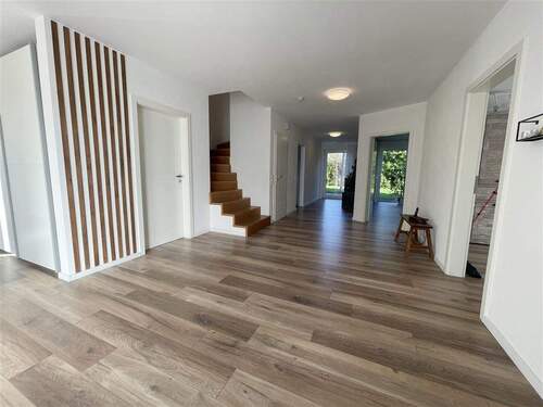 großzügiges Entrée - 