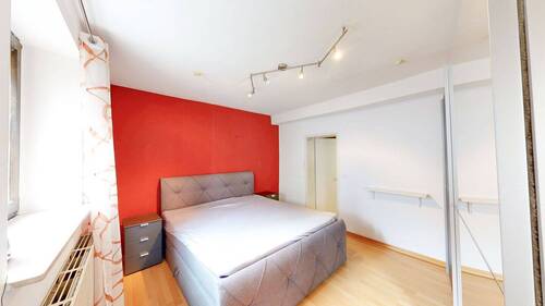 Schlafzimmer - Mehrfamilienhaus, Wohnhaus mit 287,00 m&sup2; in Wertheim zum Kaufen