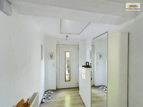 Flur obere Wohnung - 