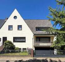 Schwachhausen . Top Angebot . Gepflegte Doppelhaushälfte mit Garage - Bremen Bürgerpark