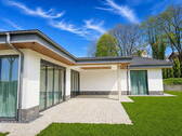 Hinten 3 - 