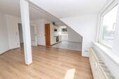 Offener Wohn-/ Essbereich - Ihr neues Zuhause in Stade-Wiepenkathen - 3 Zimmer, eigener Eingang, viel Komfort!