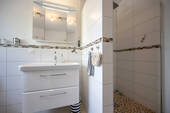 HSP_1749 - 
