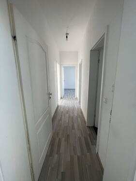 Bild 2 - 2 Zimmer Etagenwohnung zur Miete in Sankt Augustin