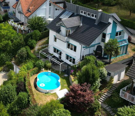 Bild 1 - Sehr großes Architektenhaus mit Pool + Sauna.