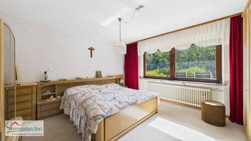 Schlafzimmer EG - 