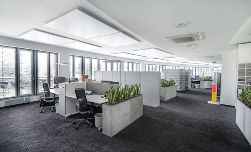 Titelbild - Tischinsel in kreativer Bürogemeinschaft mit Potenzial für Synergien - All-in-Miete