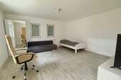 Zimmer 3 - 
