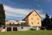 Herzlich Willkommen! - Beliebt, voll ausgestattet, in bester Lage... und mit Wohnung!