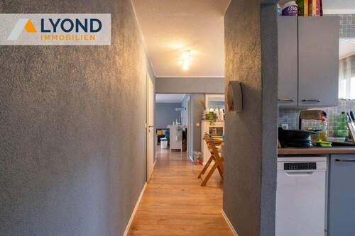 Flur - Etagenwohnung mit 69,00 m² in Geislingen an der Steige / Eybach zum Kaufen