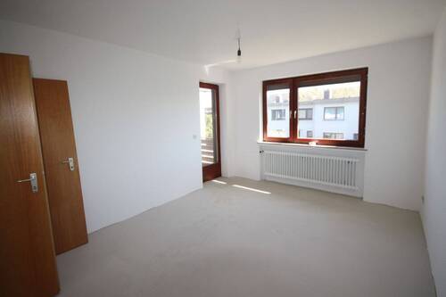 Elternschlafzimmer mit Balkonzugang - 