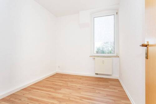 Schlafzimmer zum ruhigen Hof - Etagenwohnung mit 49,00 m&sup2; in Gera zur Miete