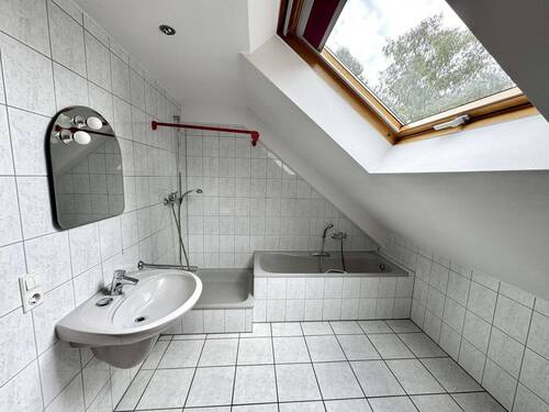 Badezimmer Einliegerwohnung - 