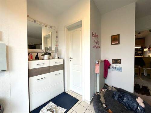 Diele - 4 Zimmer Einfamilienhaus zum Kaufen in Trittau