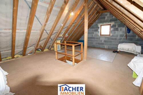 Ausbaureserve-Dachboden - 