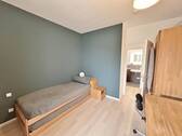 Arbeits- / Kinderzimmer - 